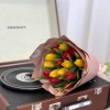 Букет из 15 красных и желтых тюльпанов в Тюмени